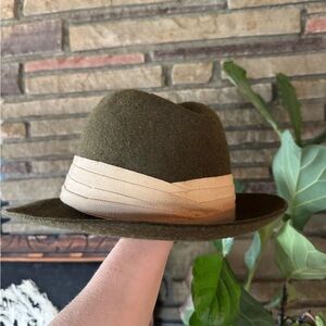 L.L. Bean Vintage Olive Green Fedora Hat with Beige Band